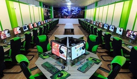 Cáp quang FPT phòng Net